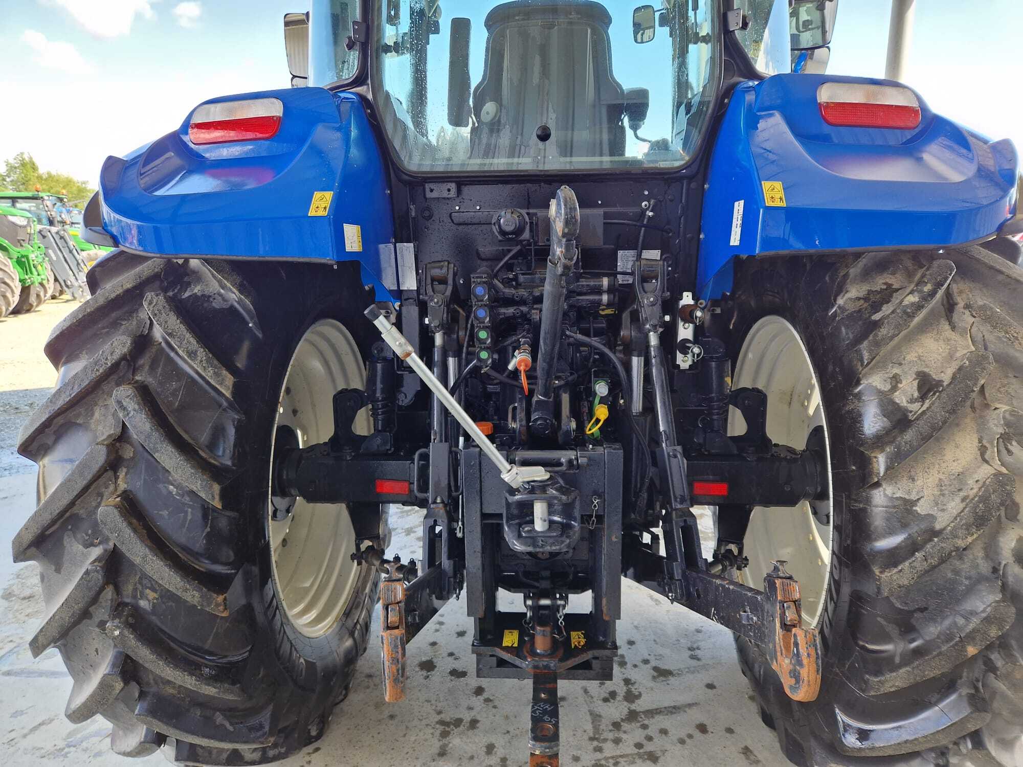 NEW HOLLAND T5.110 EC