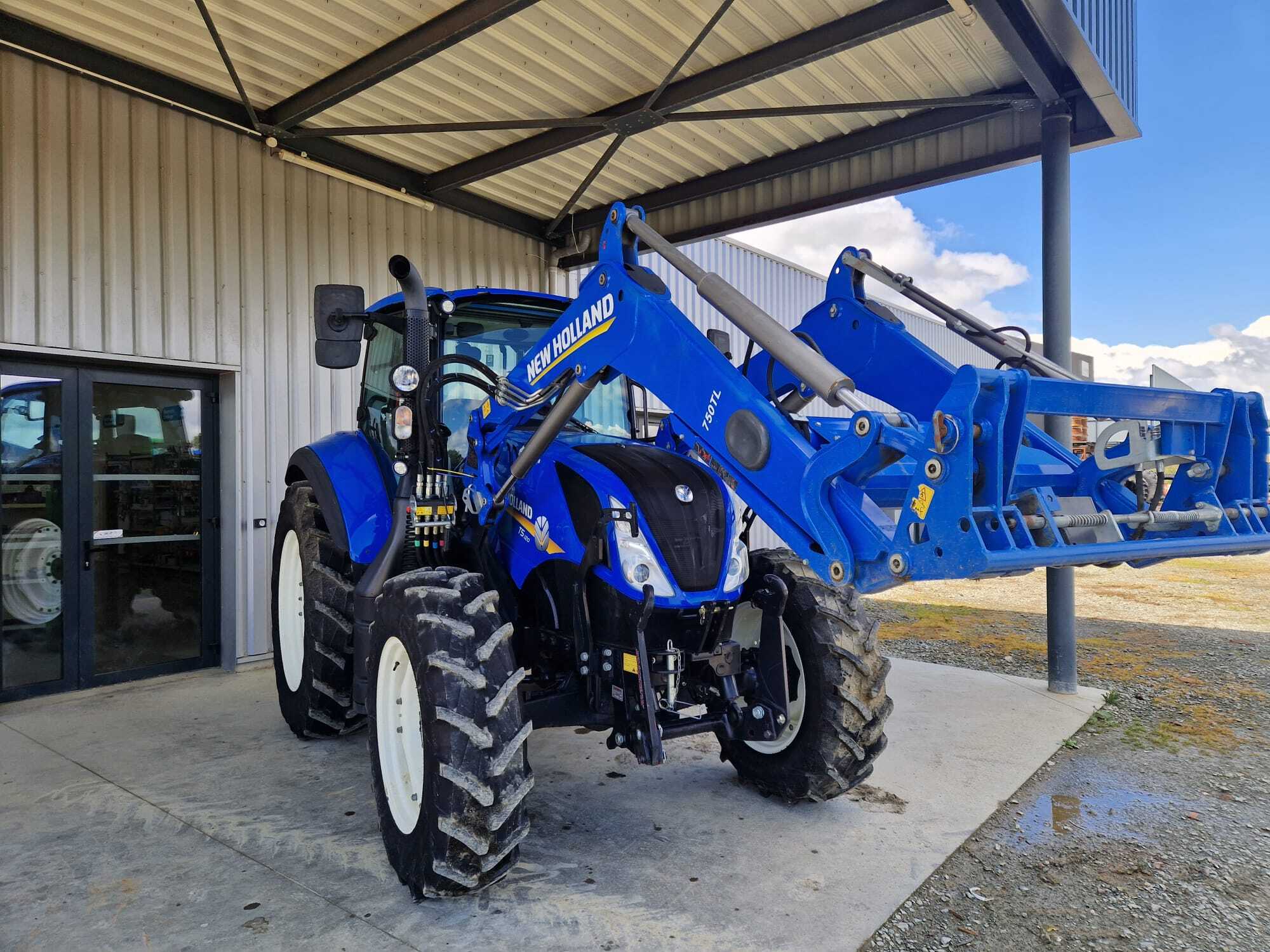 NEW HOLLAND T5.120 EC