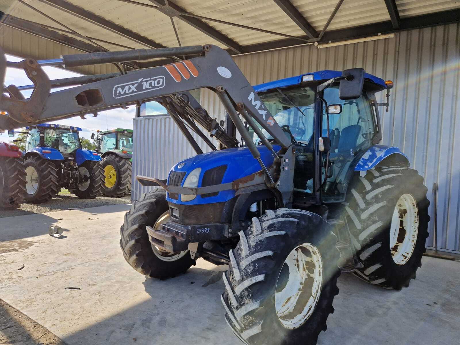 NEW HOLLAND T6020