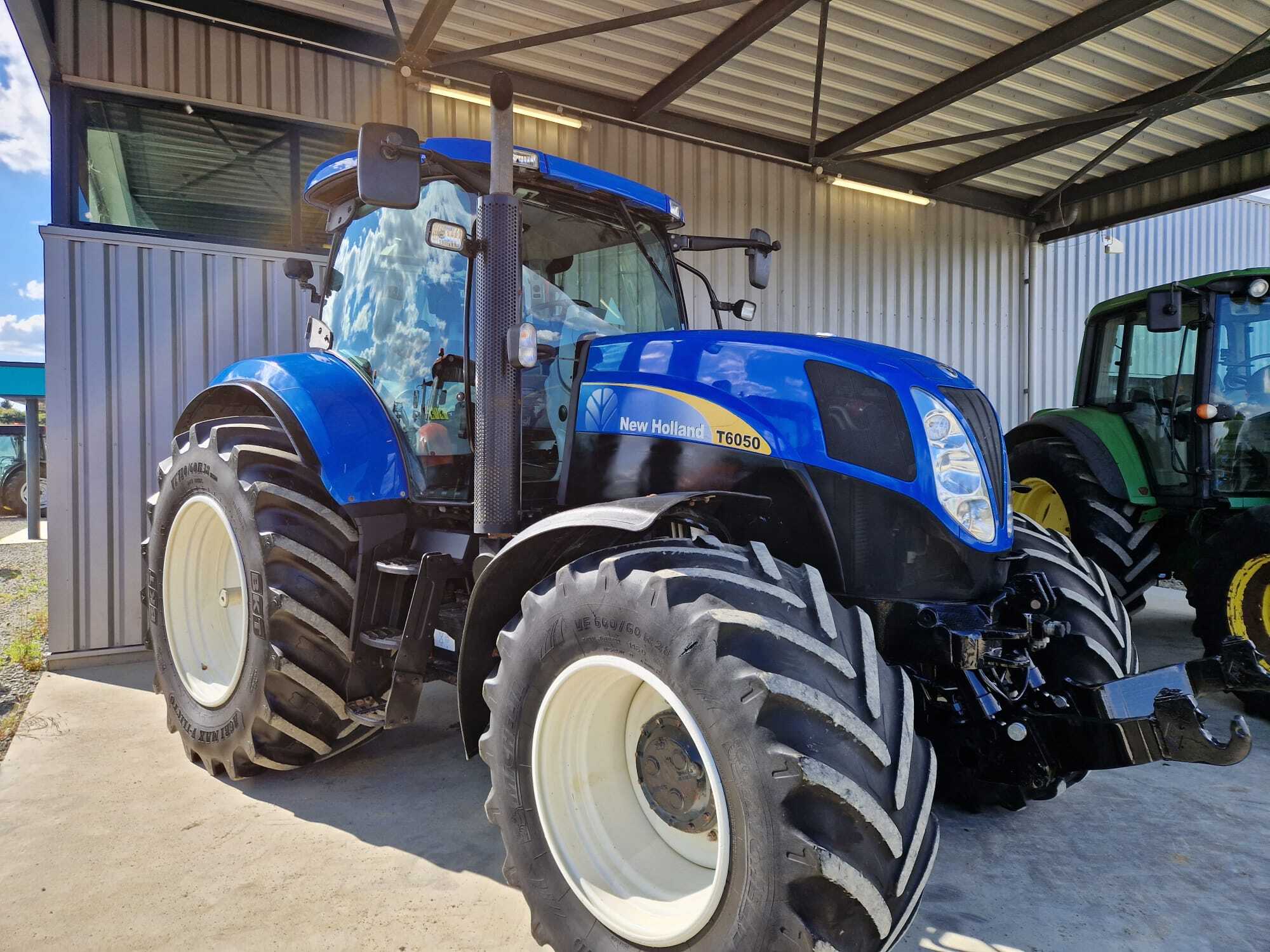 NEW HOLLAND T6050 PC