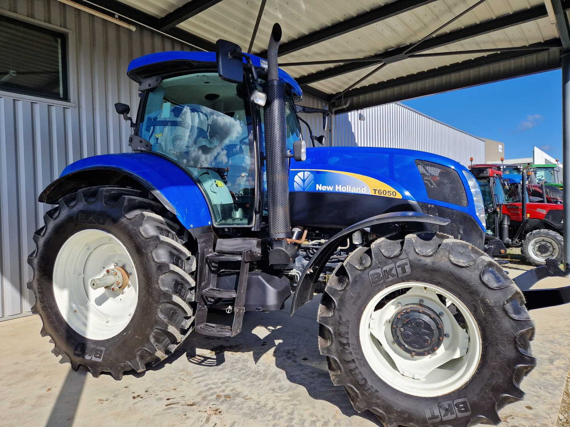 NEW HOLLAND T6050 PC