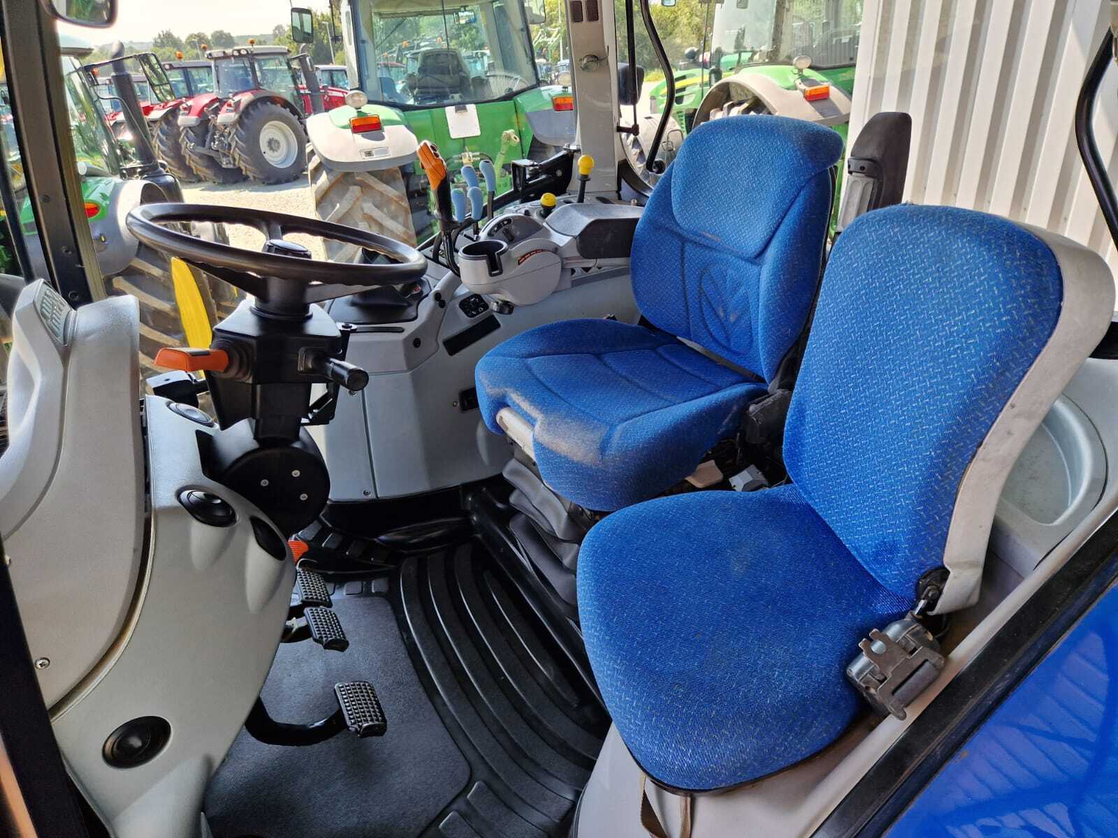 NEW HOLLAND T6080 RC