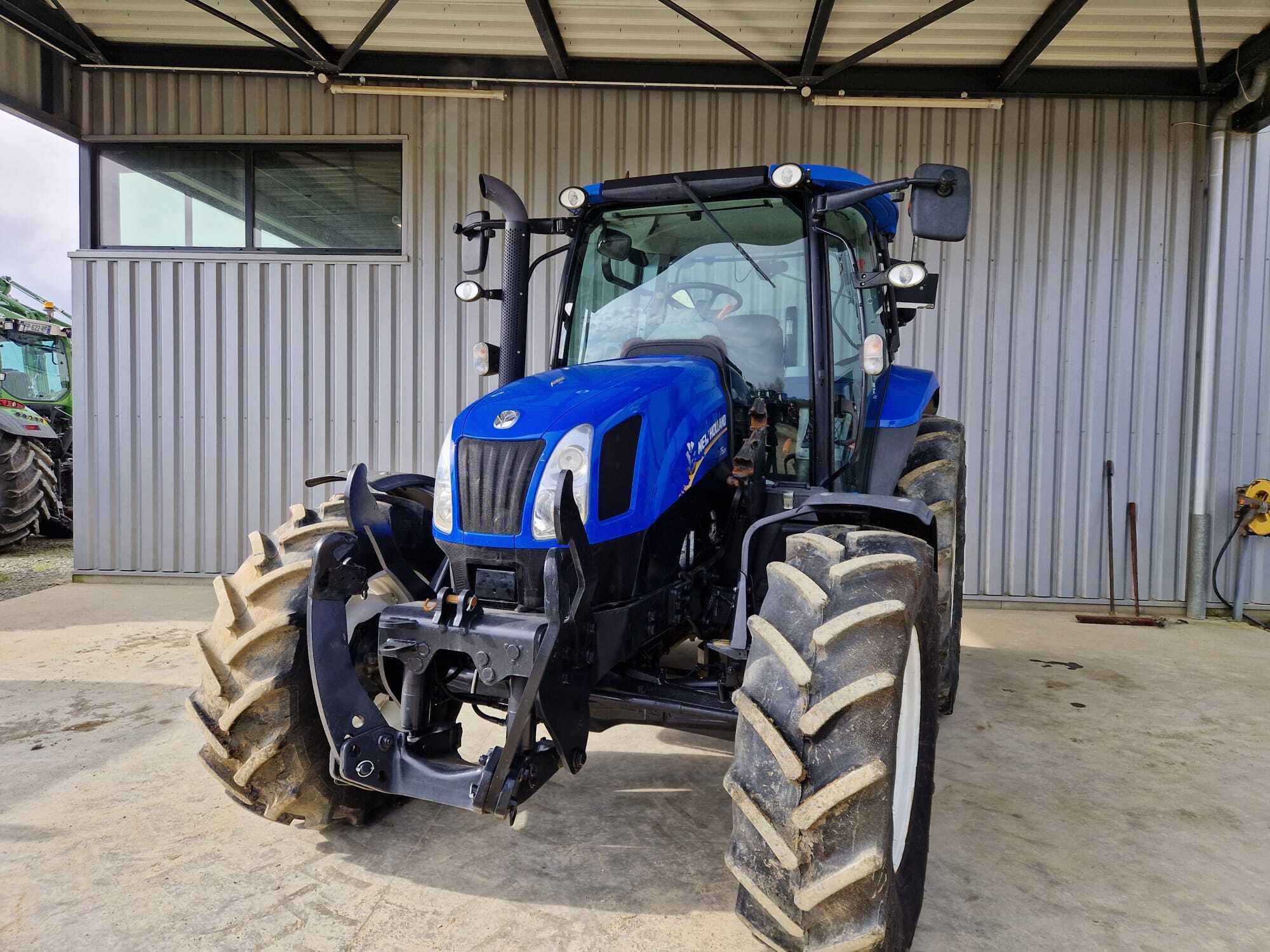 NEW HOLLAND T6.120 EC