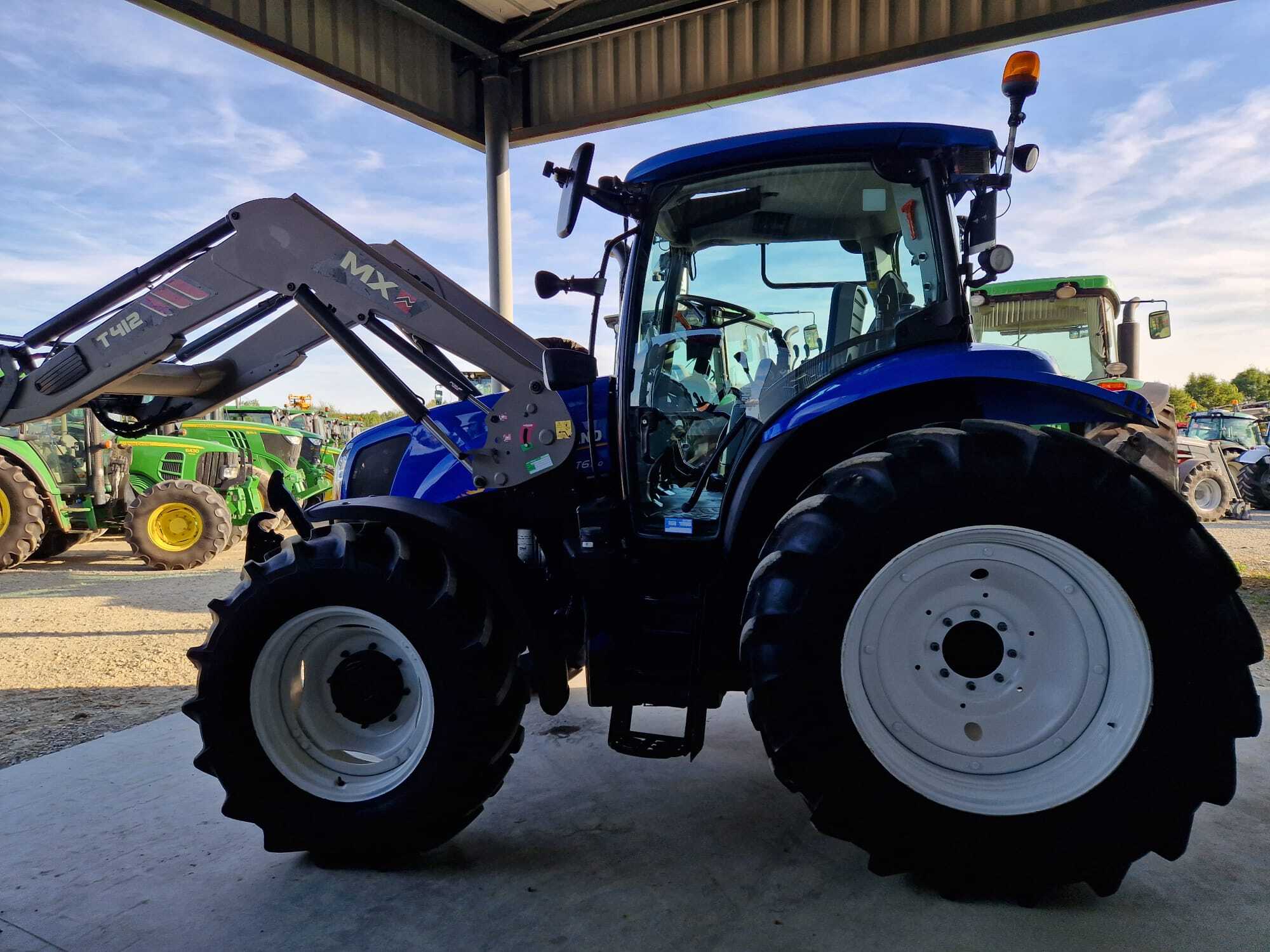 NEW HOLLAND T6.120 EC