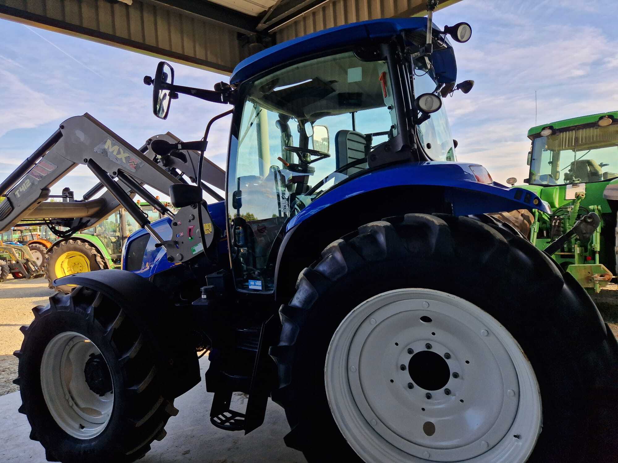 NEW HOLLAND T6.120 EC