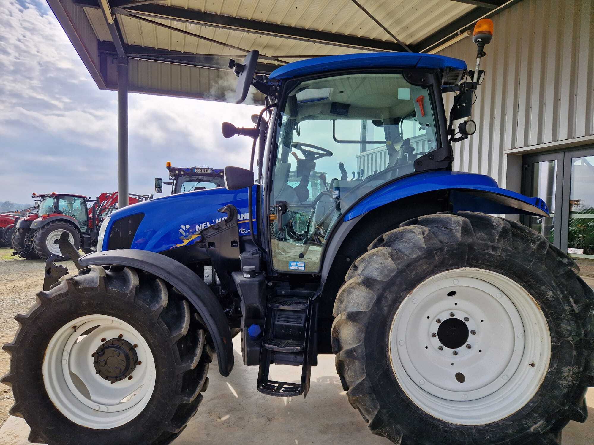 NEW HOLLAND T6.120 EC