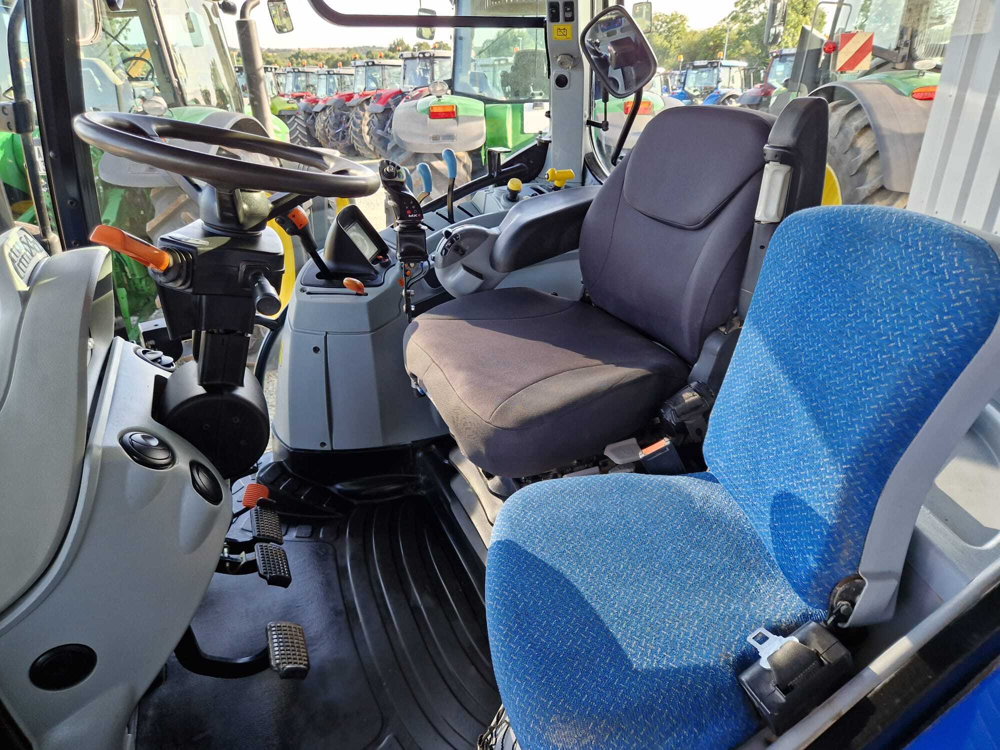 NEW HOLLAND T6.120 EC