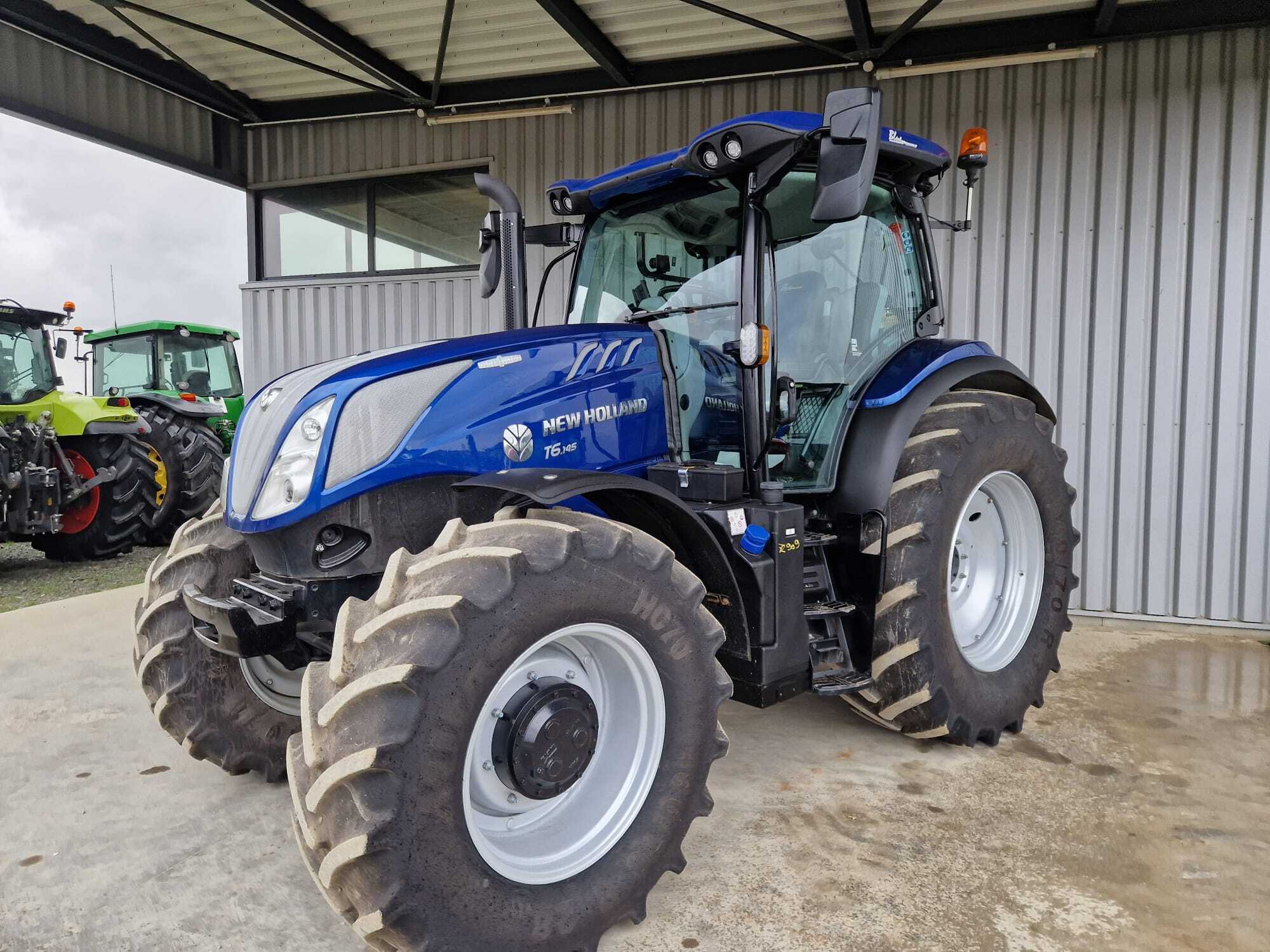 NEW HOLLAND T6.145 AC