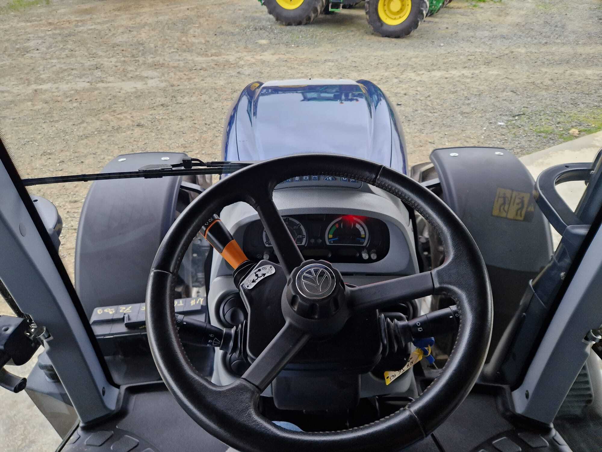 NEW HOLLAND T6.145 AC