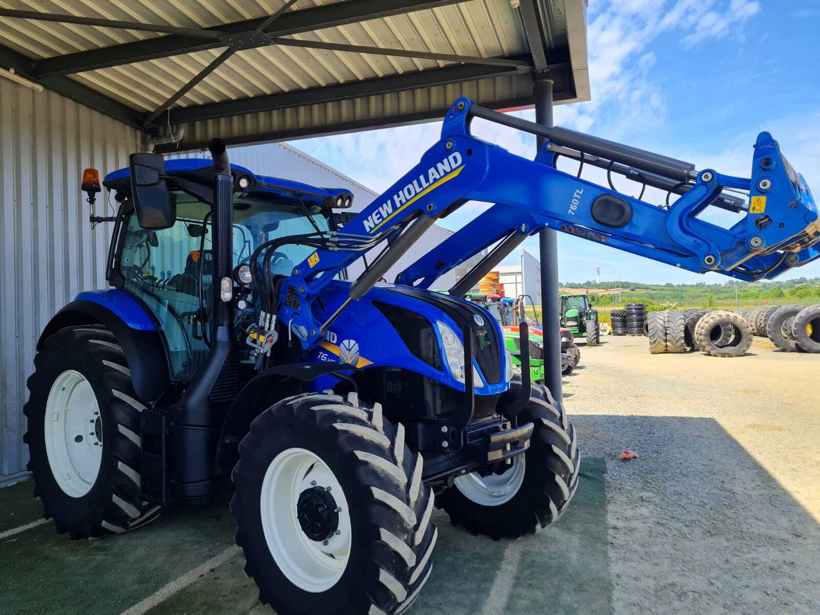 NEW HOLLAND T6.145 EC