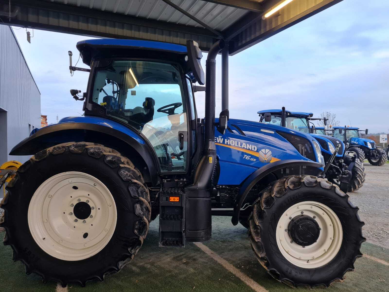 NEW HOLLAND T6.155 DC