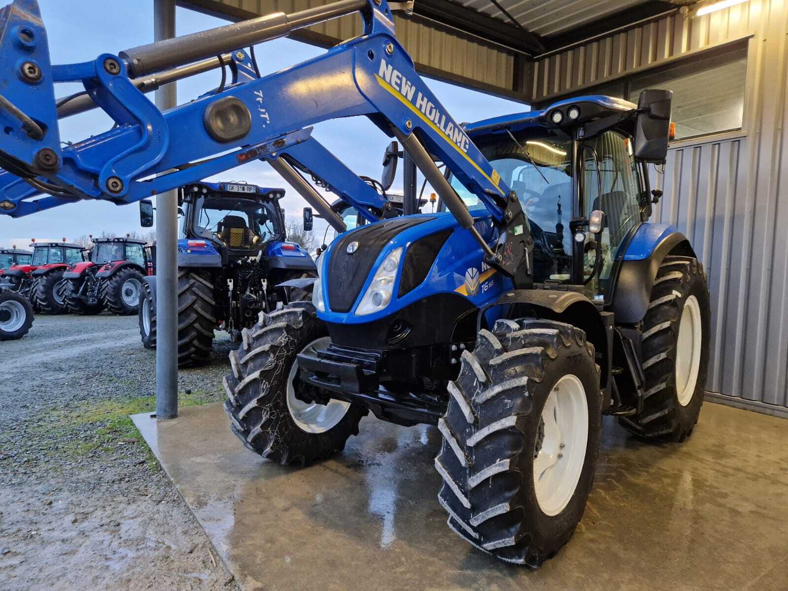 NEW HOLLAND T6.155