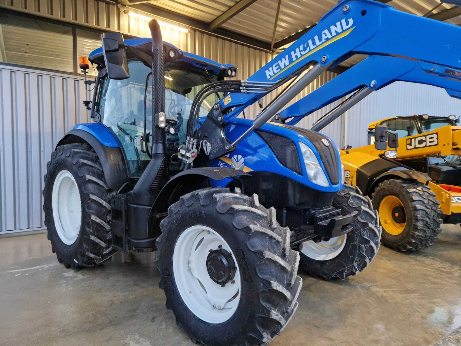 NEW HOLLAND T6.155