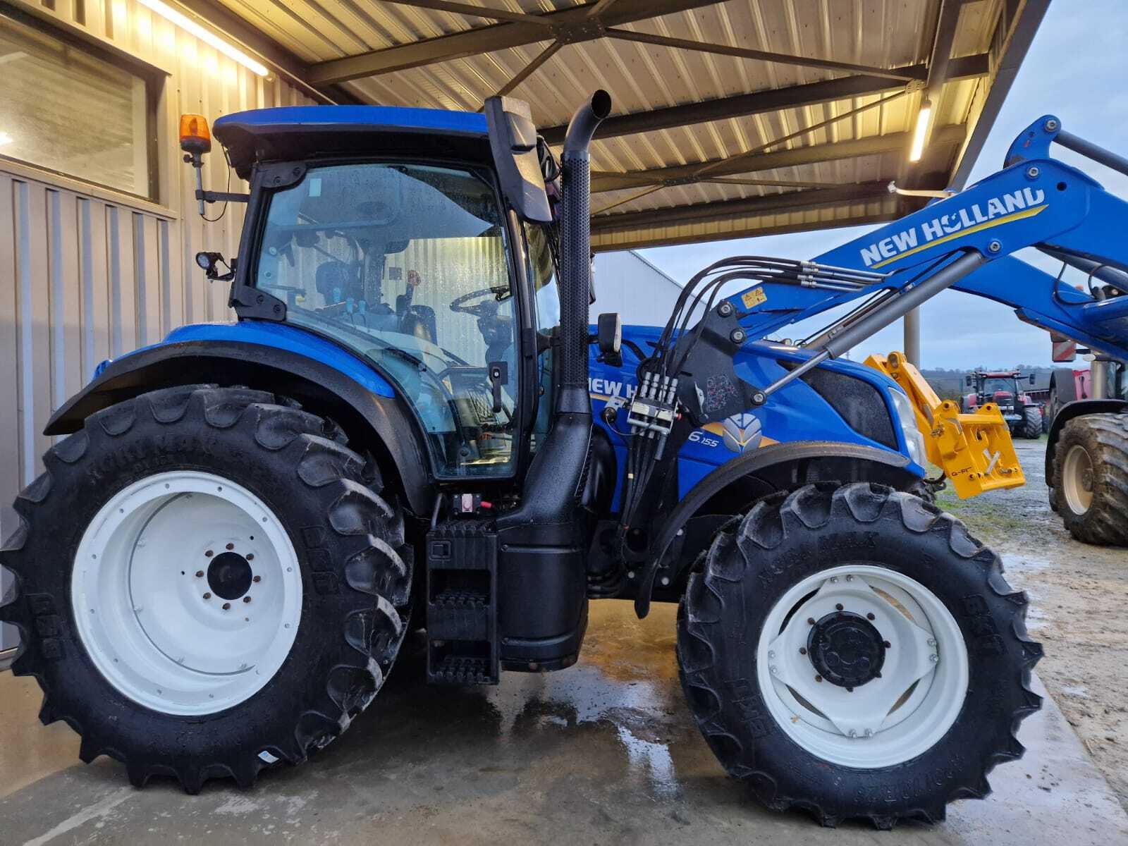 NEW HOLLAND T6.155