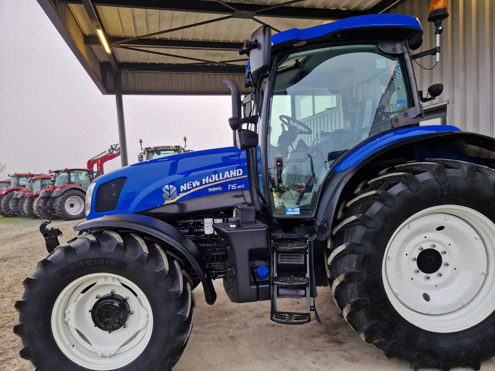 NEW HOLLAND T6.165 EC