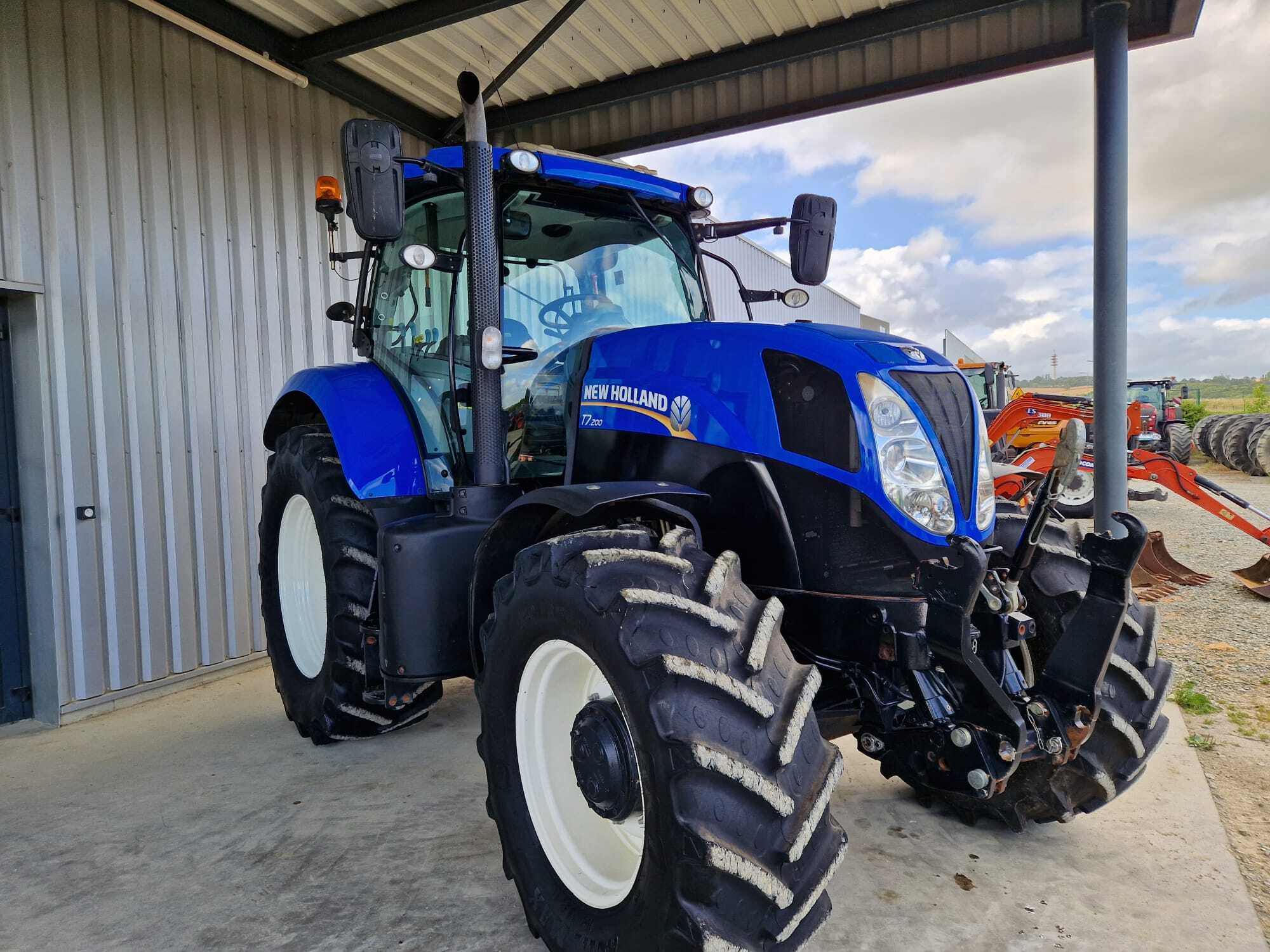 NEW HOLLAND T7.200 RC