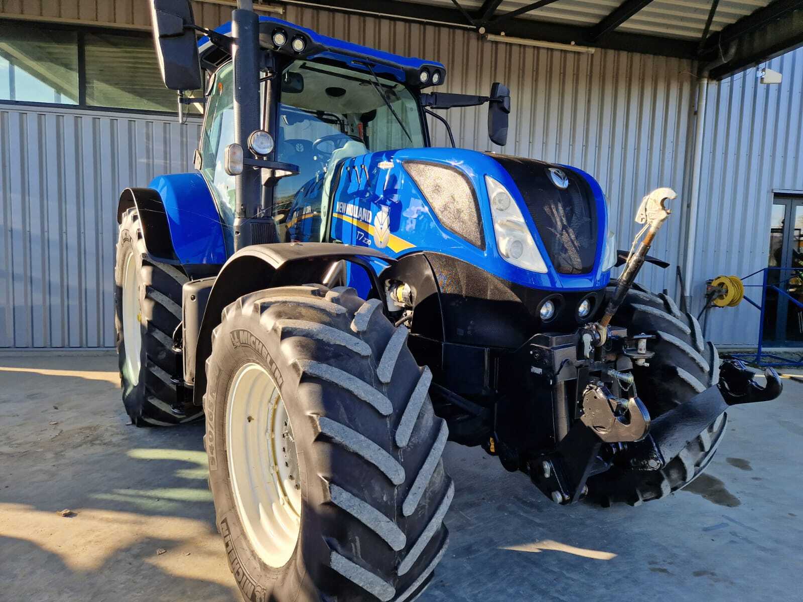 NEW HOLLAND T7.230 AC