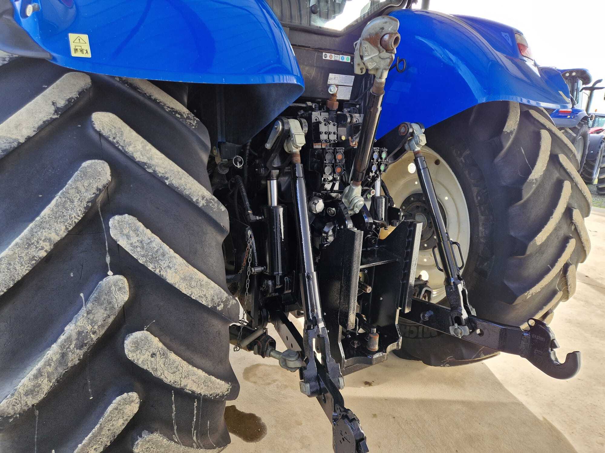 NEW HOLLAND T7.250 AC