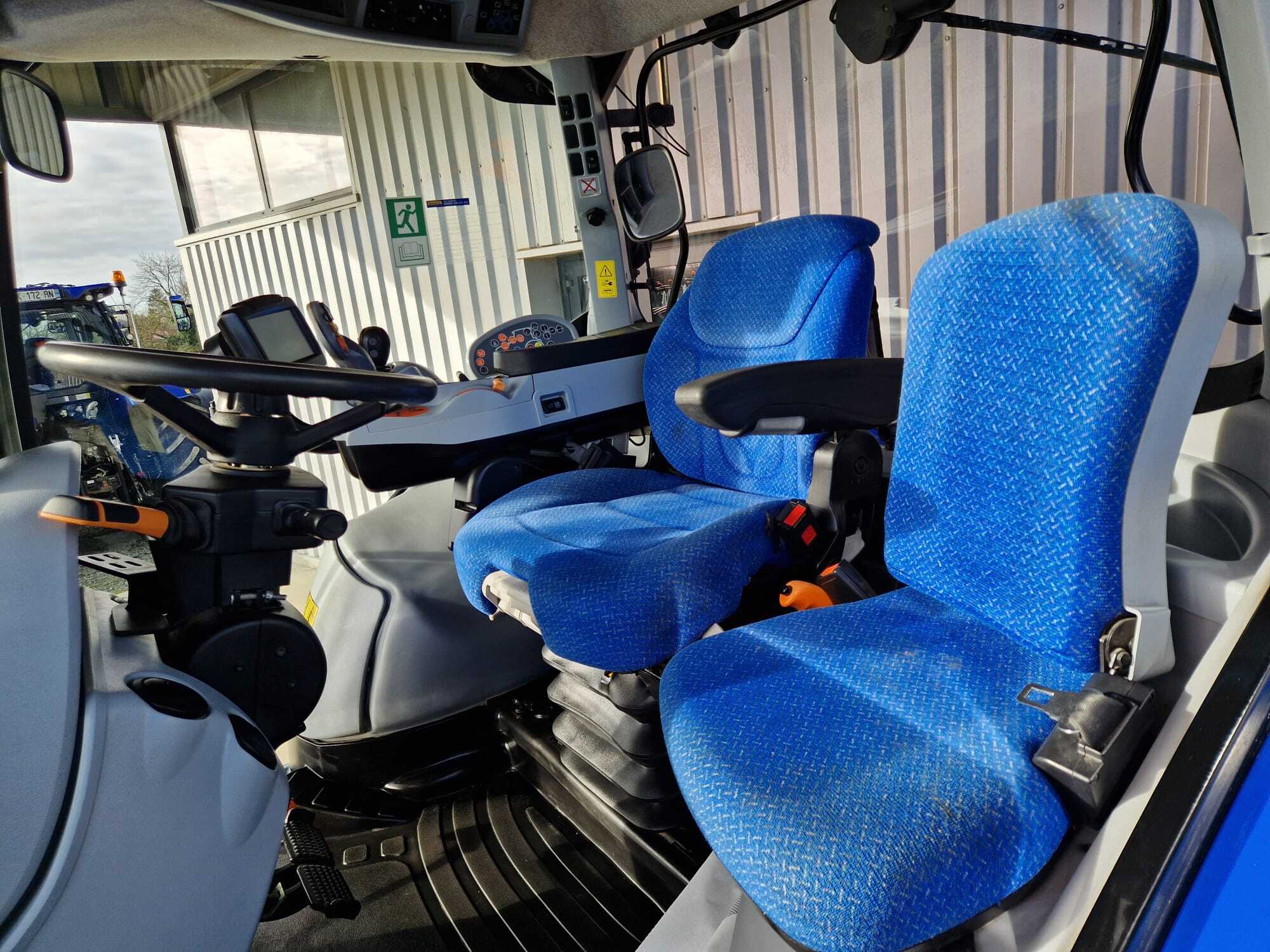 NEW HOLLAND T7.250 AC