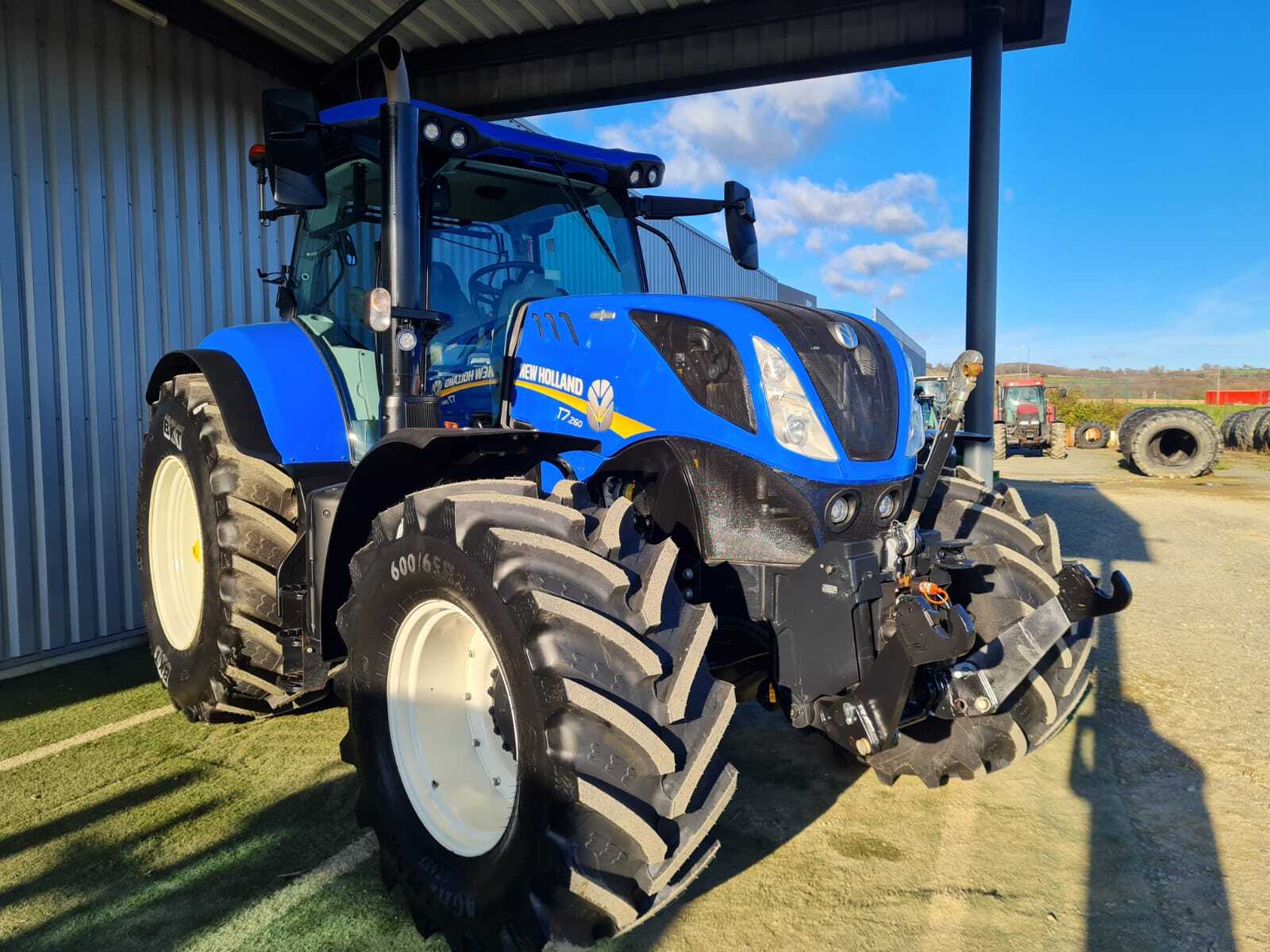 NEW HOLLAND T7.260 AC