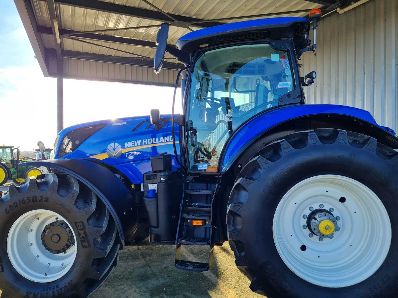 NEW HOLLAND T7.260 AC