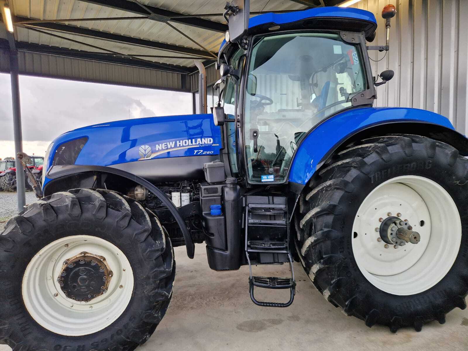 NEW HOLLAND T7.260 PC