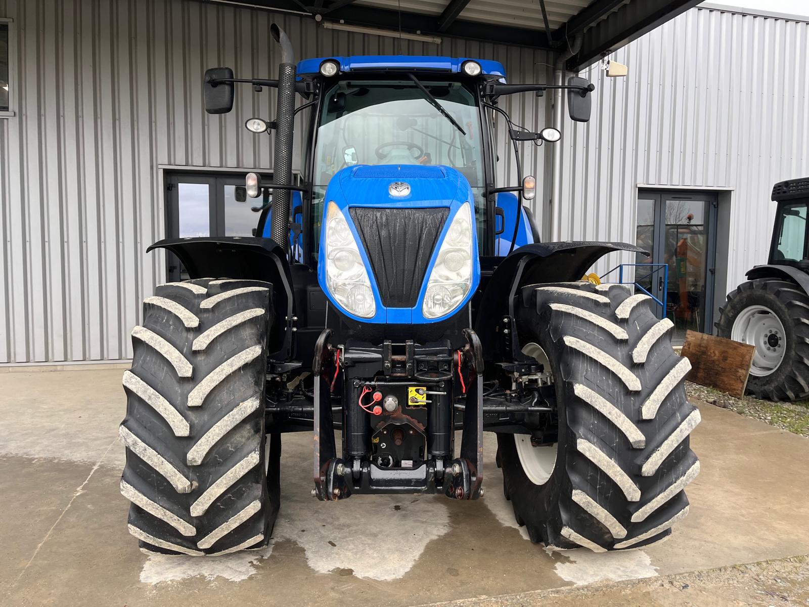 NEW HOLLAND T7.260 PC