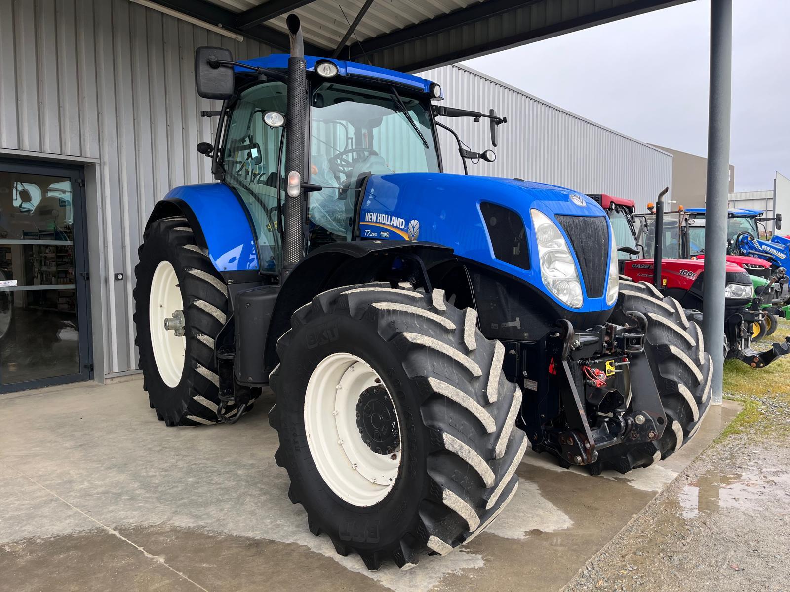 NEW HOLLAND T7.260 PC