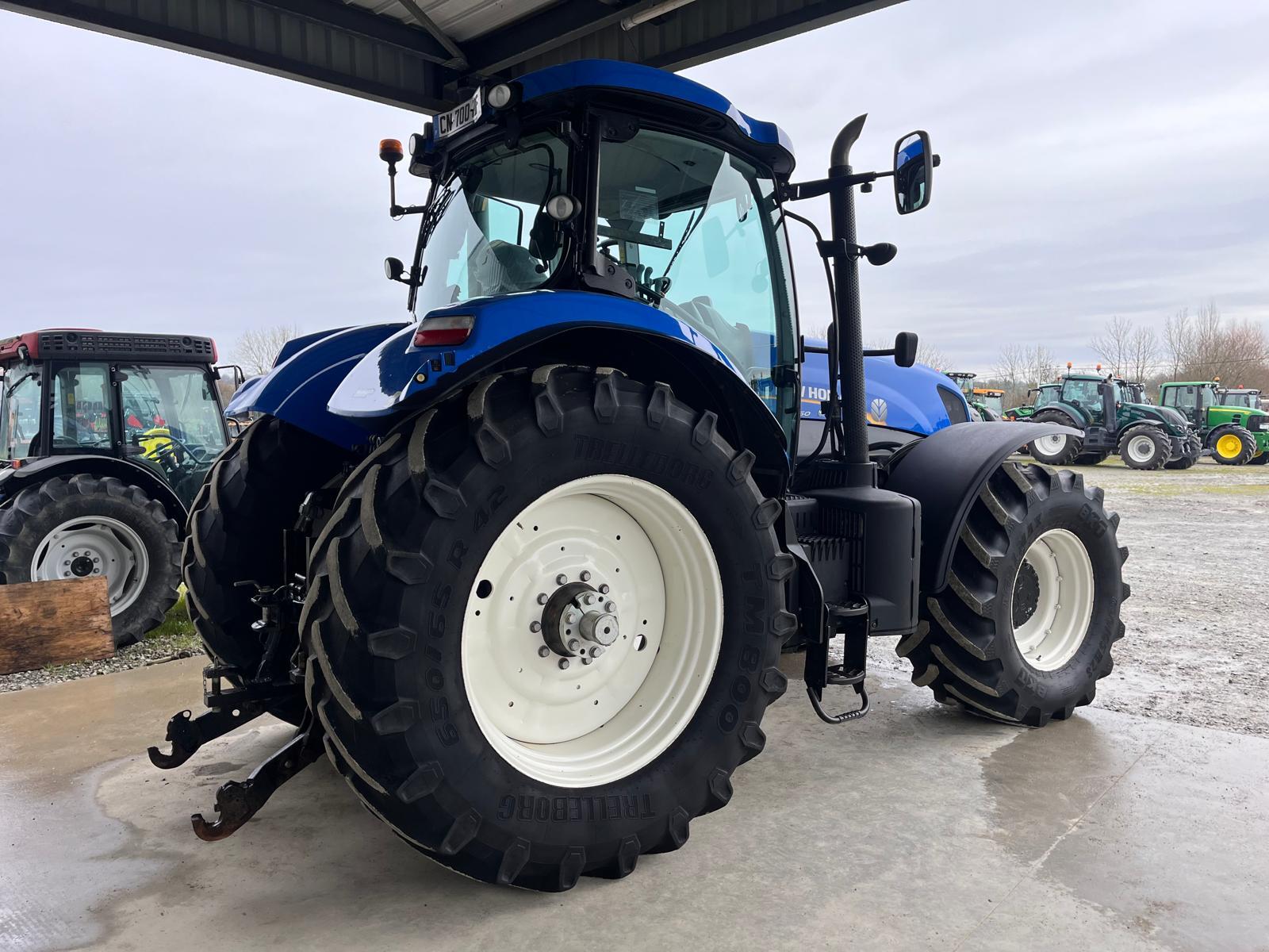 NEW HOLLAND T7.260 PC