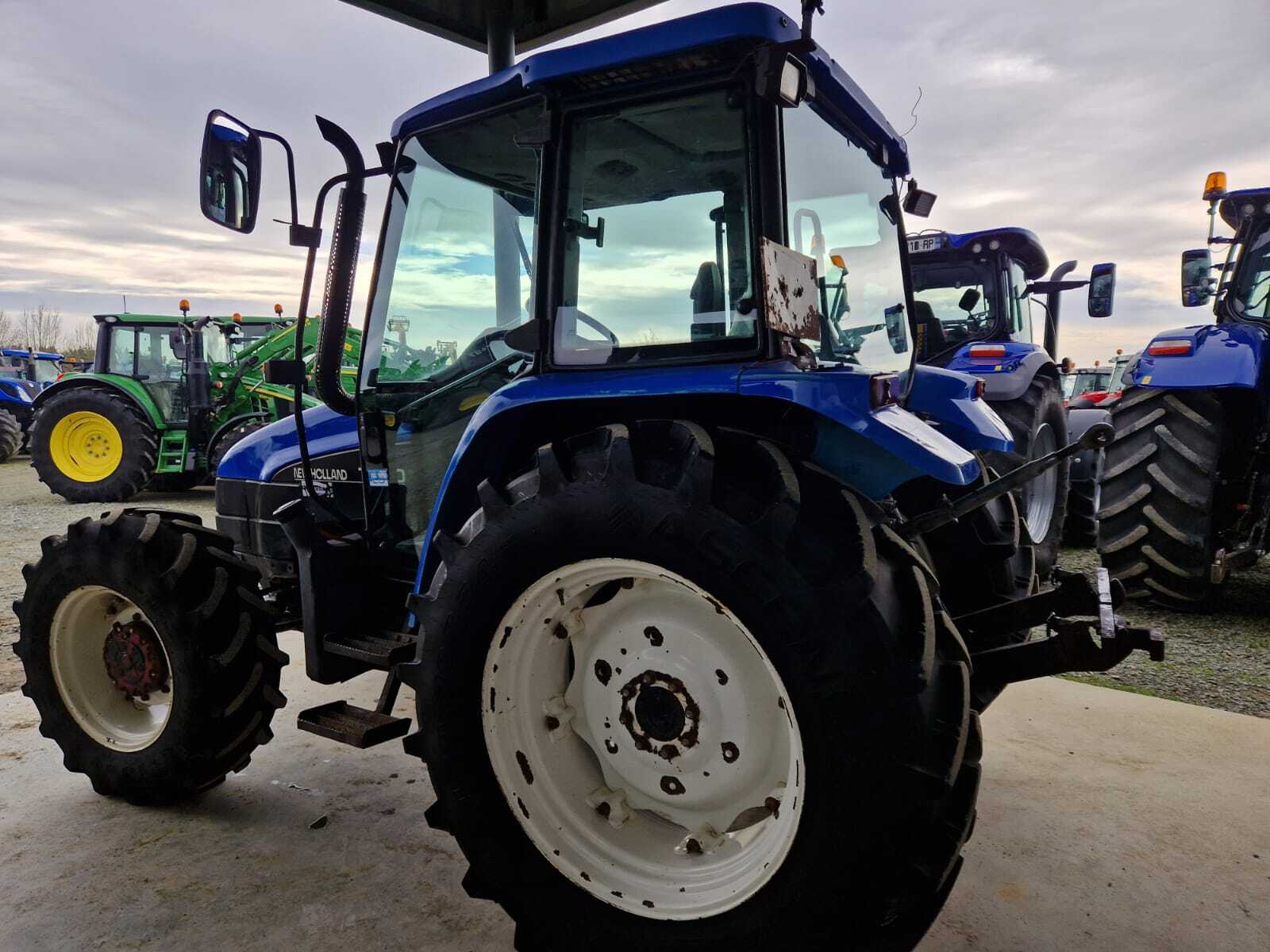 NEW HOLLAND TL90