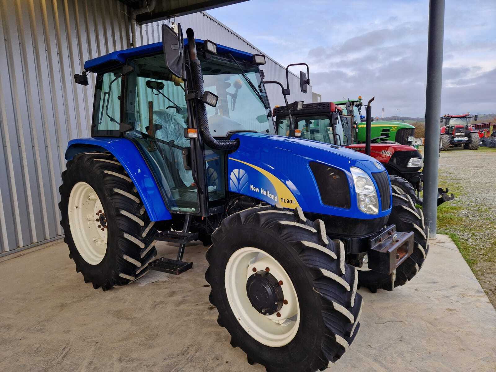 NEW HOLLAND TLA90