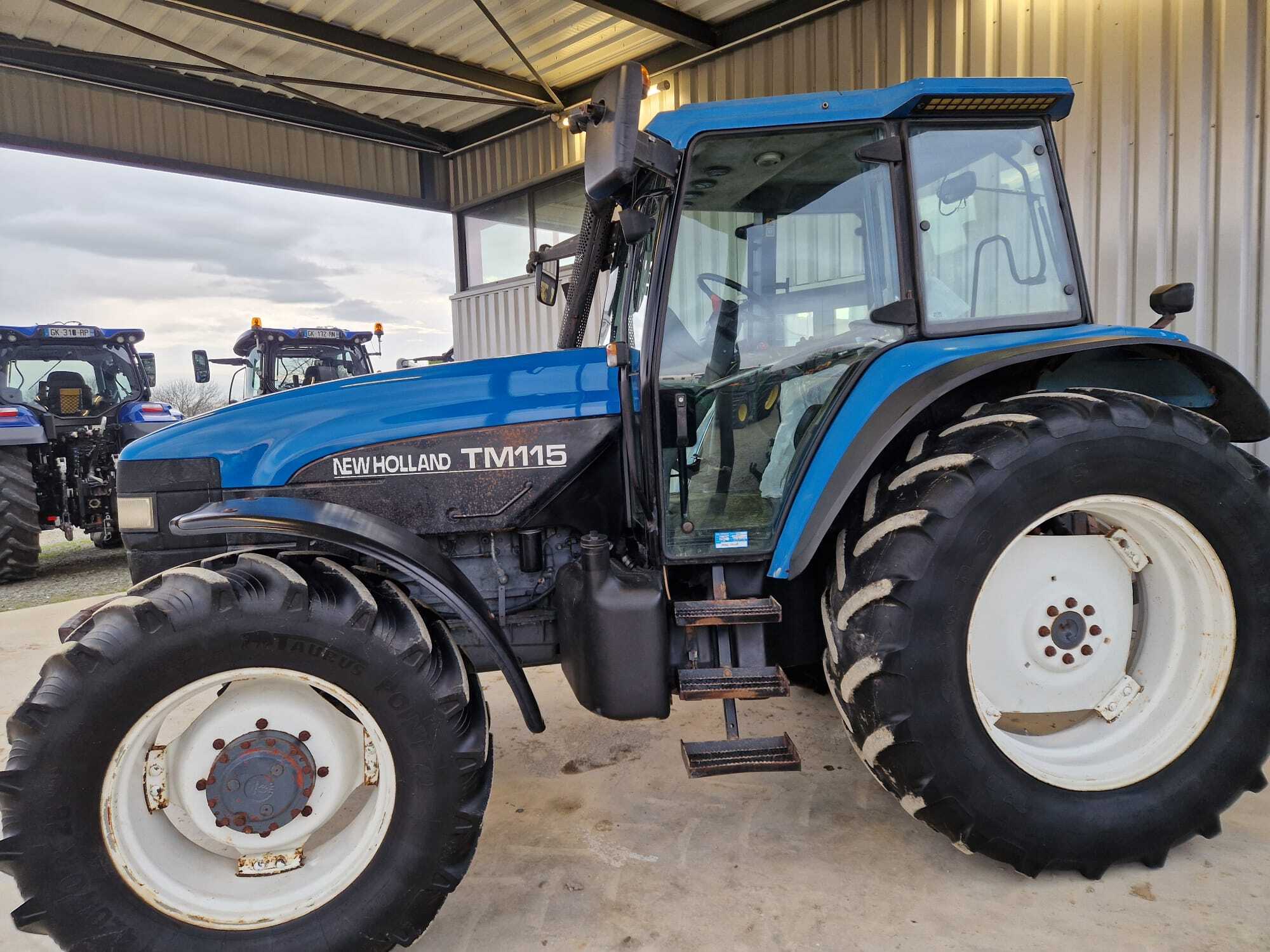 NEW HOLLAND TM115