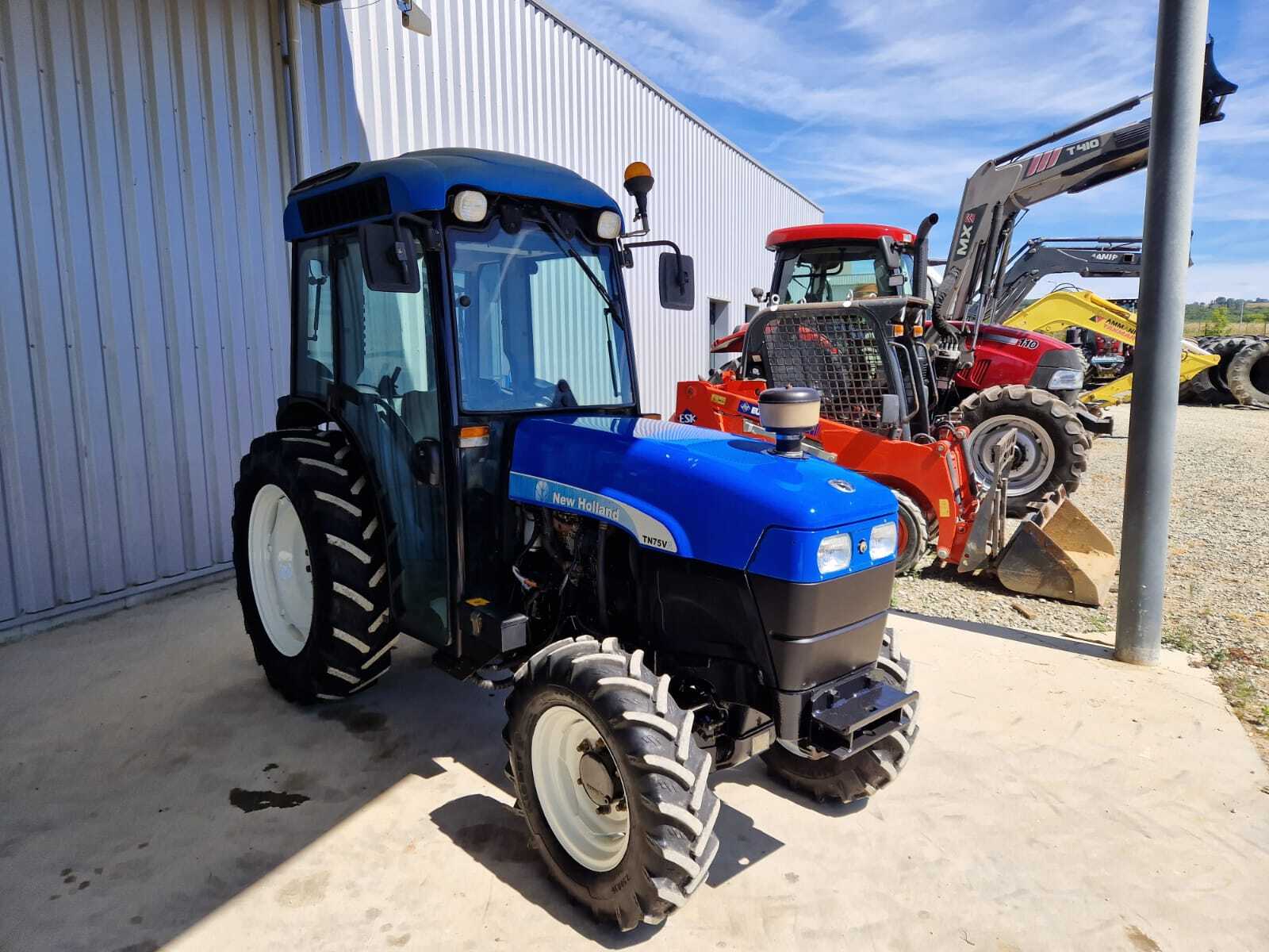 NEW HOLLAND TN75VA