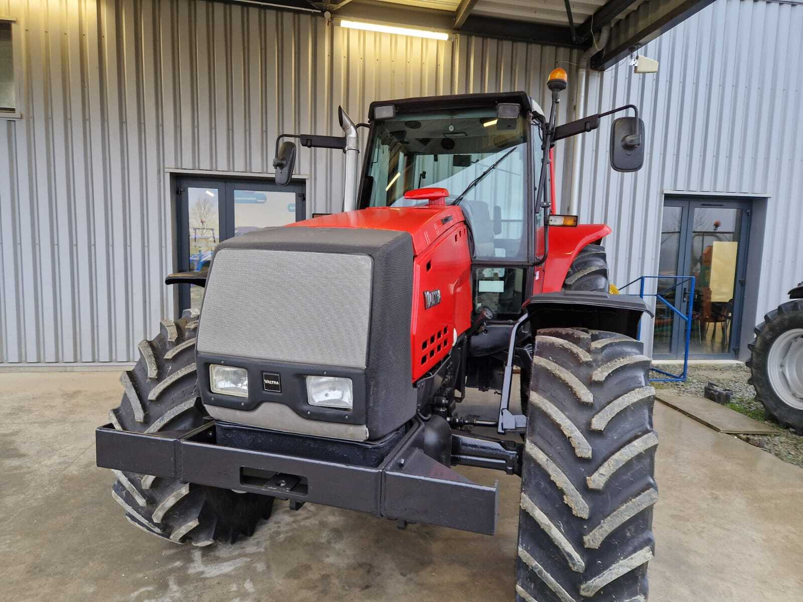 VALTRA 8350