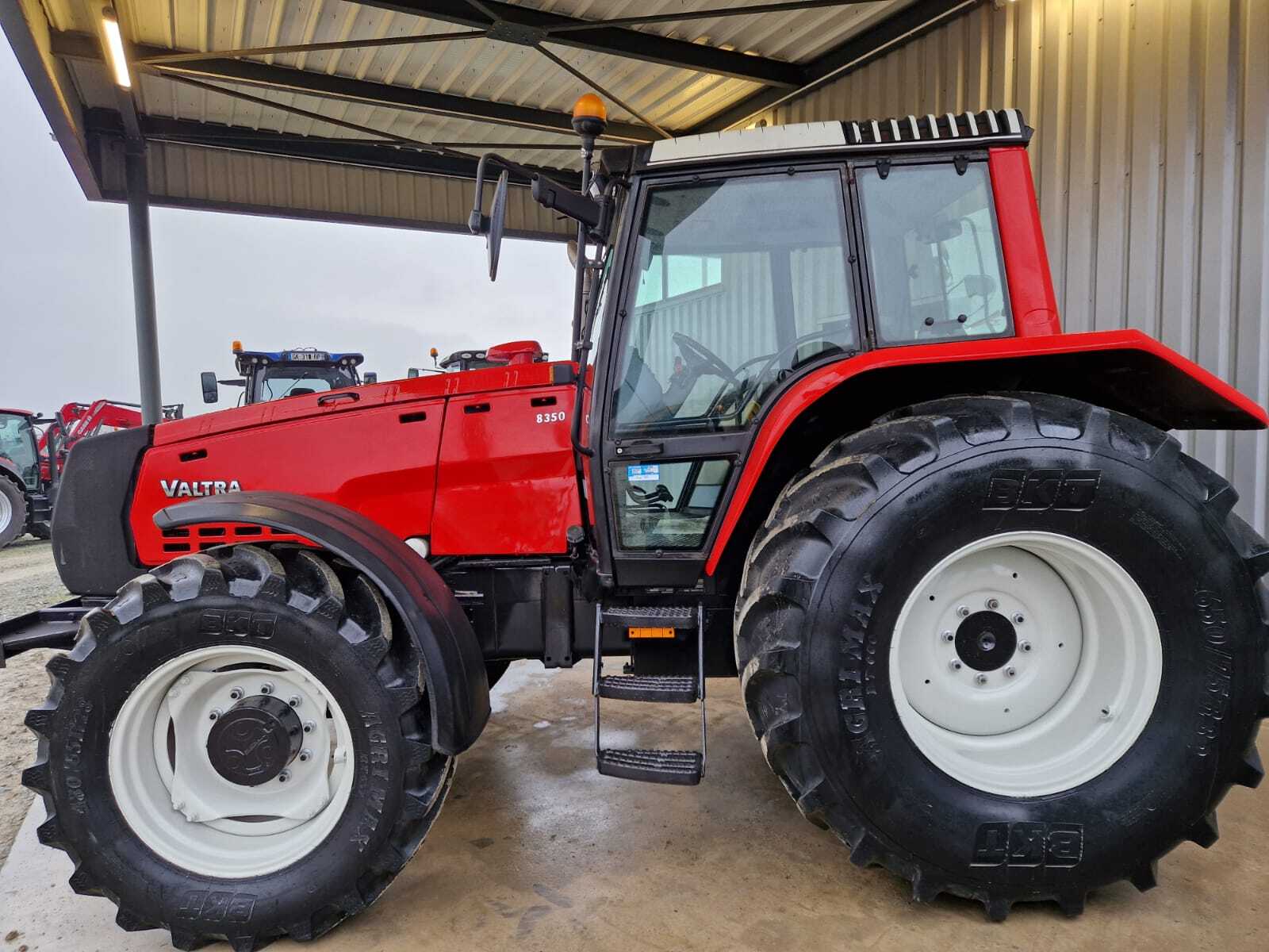 VALTRA 8350