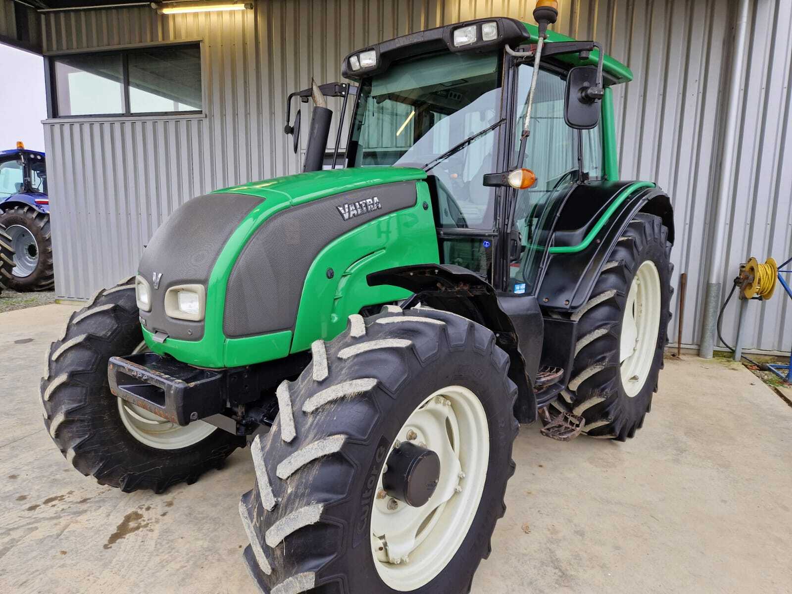 VALTRA N101 HI-TECH