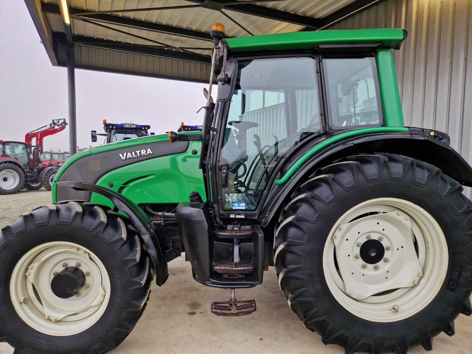 VALTRA N101 HI-TECH