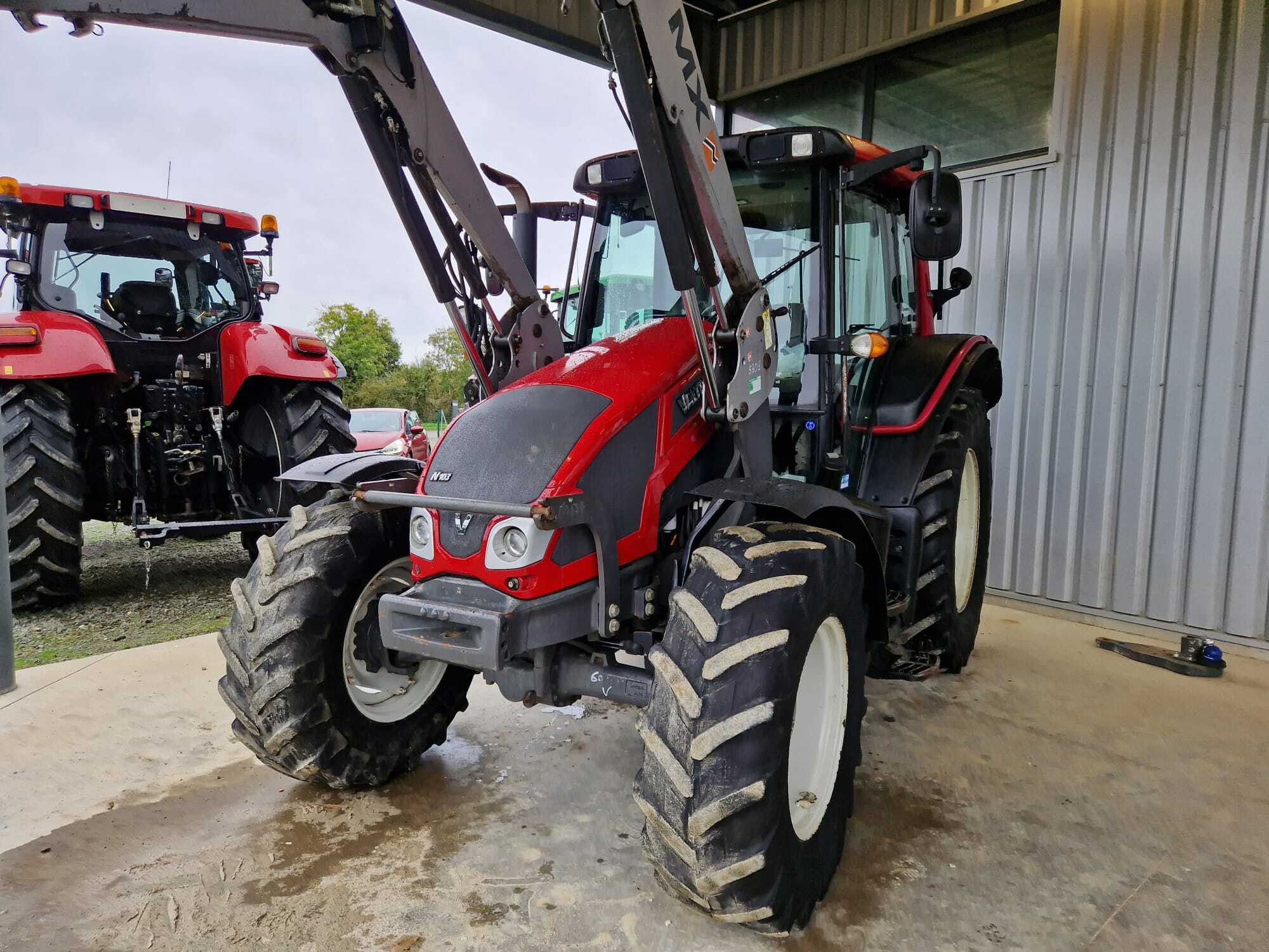 VALTRA N103 HI-TECH