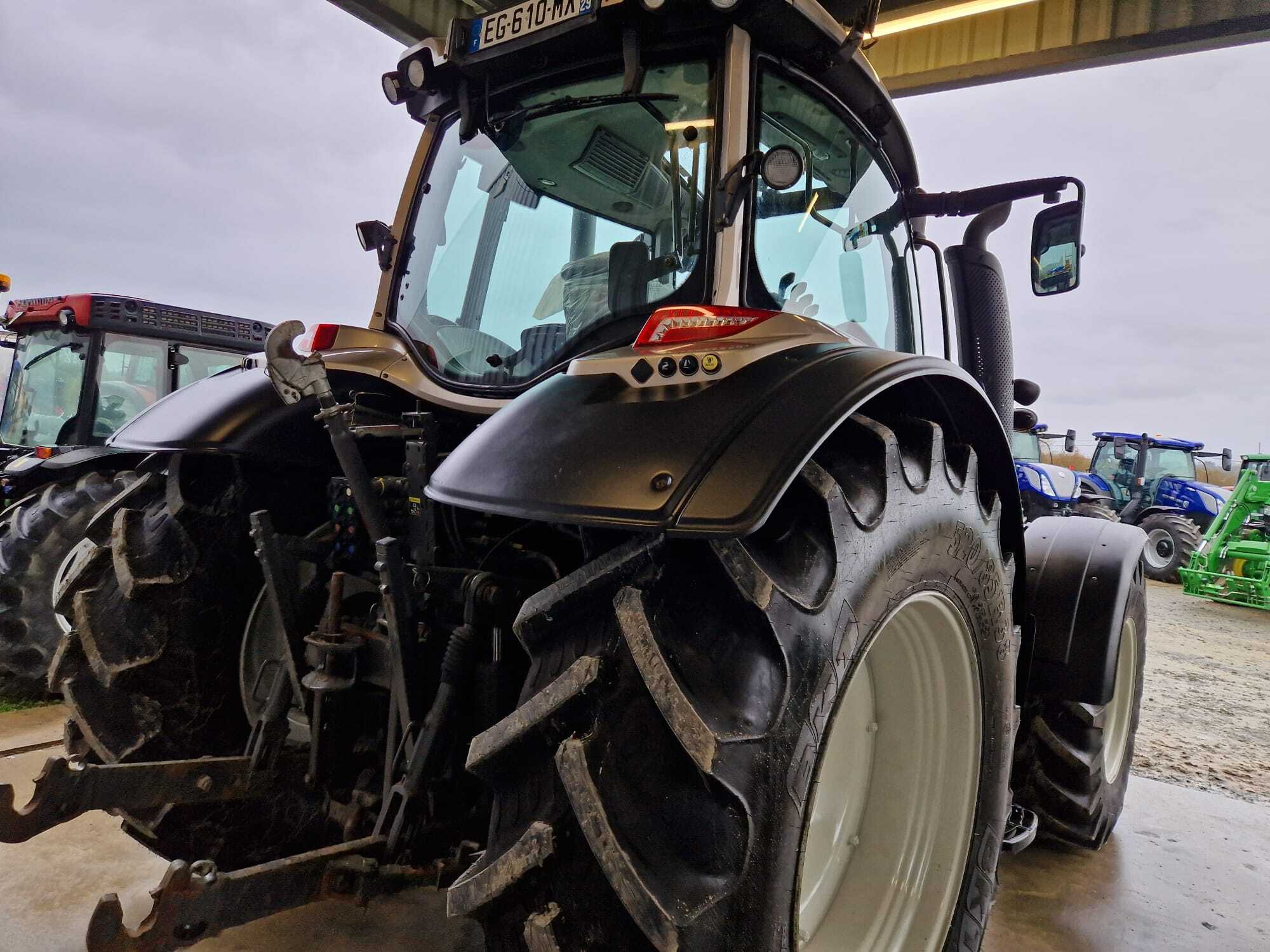 VALTRA N134 H5