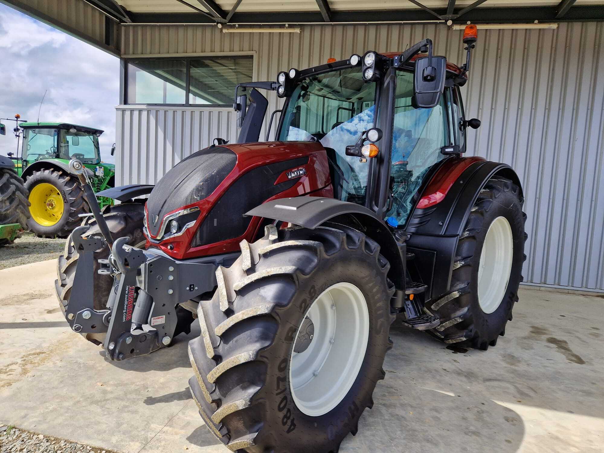 VALTRA N135 DIRECT