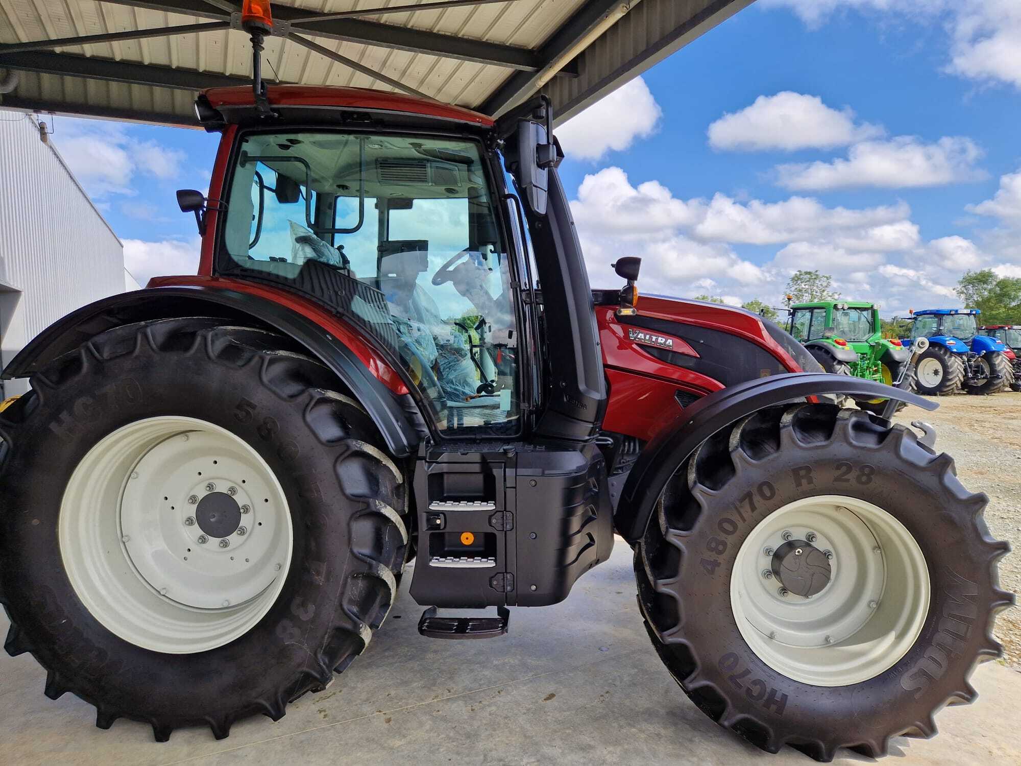 VALTRA N135 DIRECT