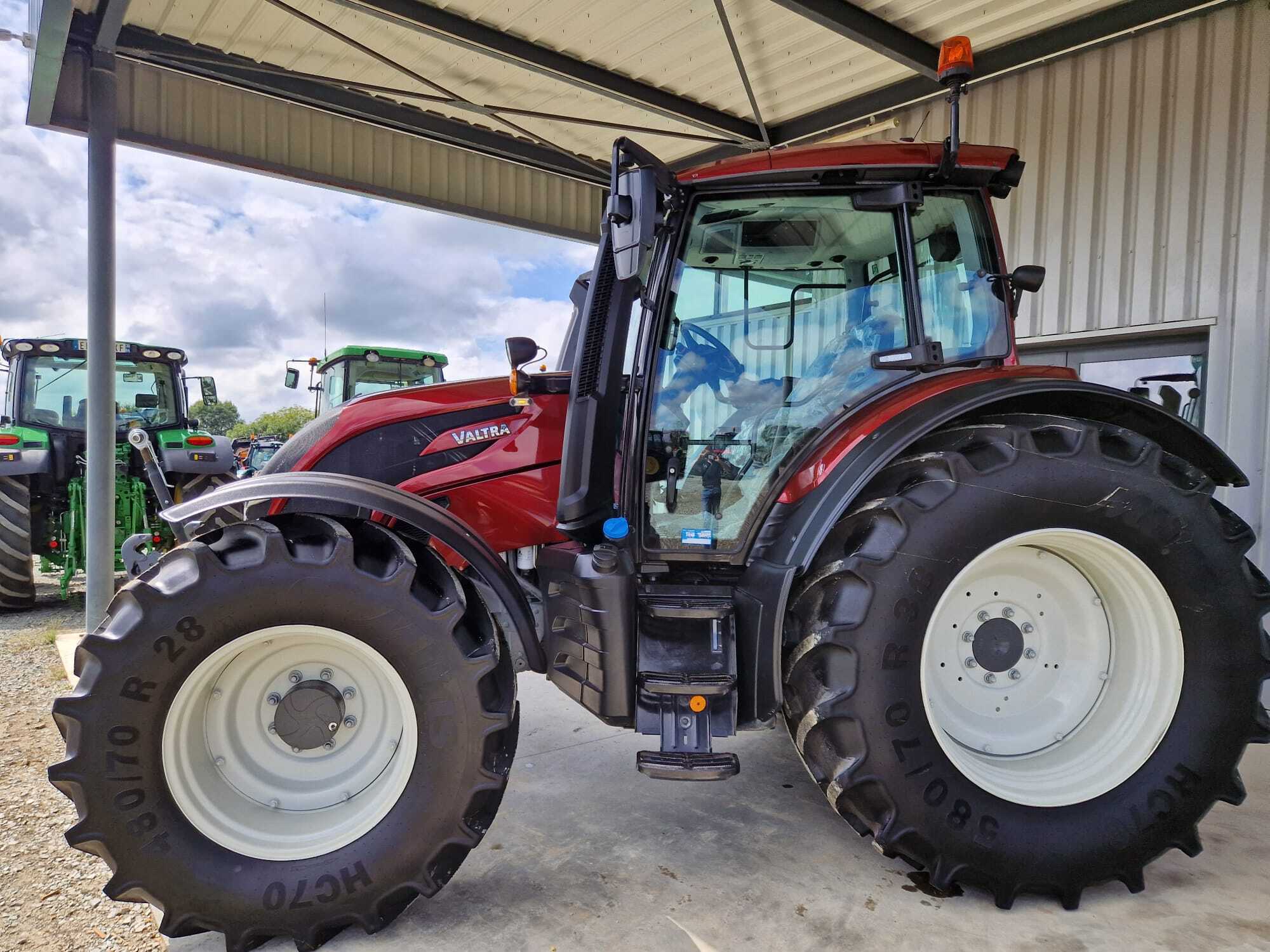 VALTRA N135 DIRECT