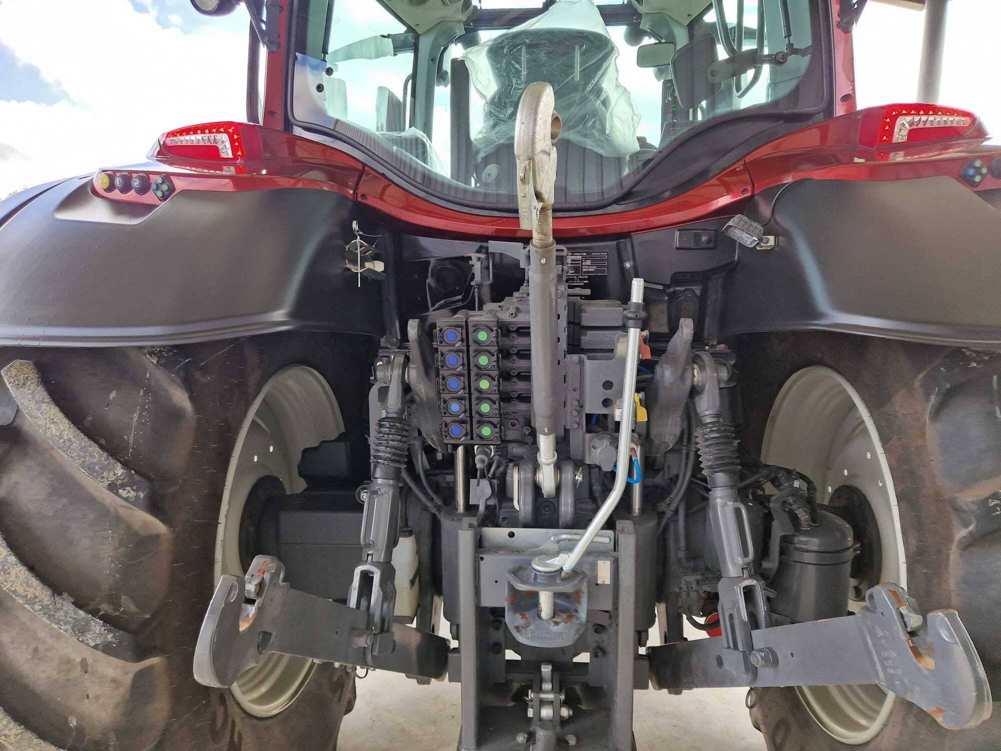 VALTRA N135 DIRECT