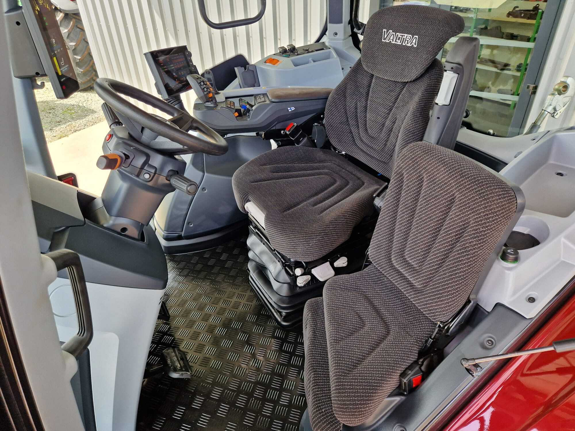 VALTRA N135 DIRECT