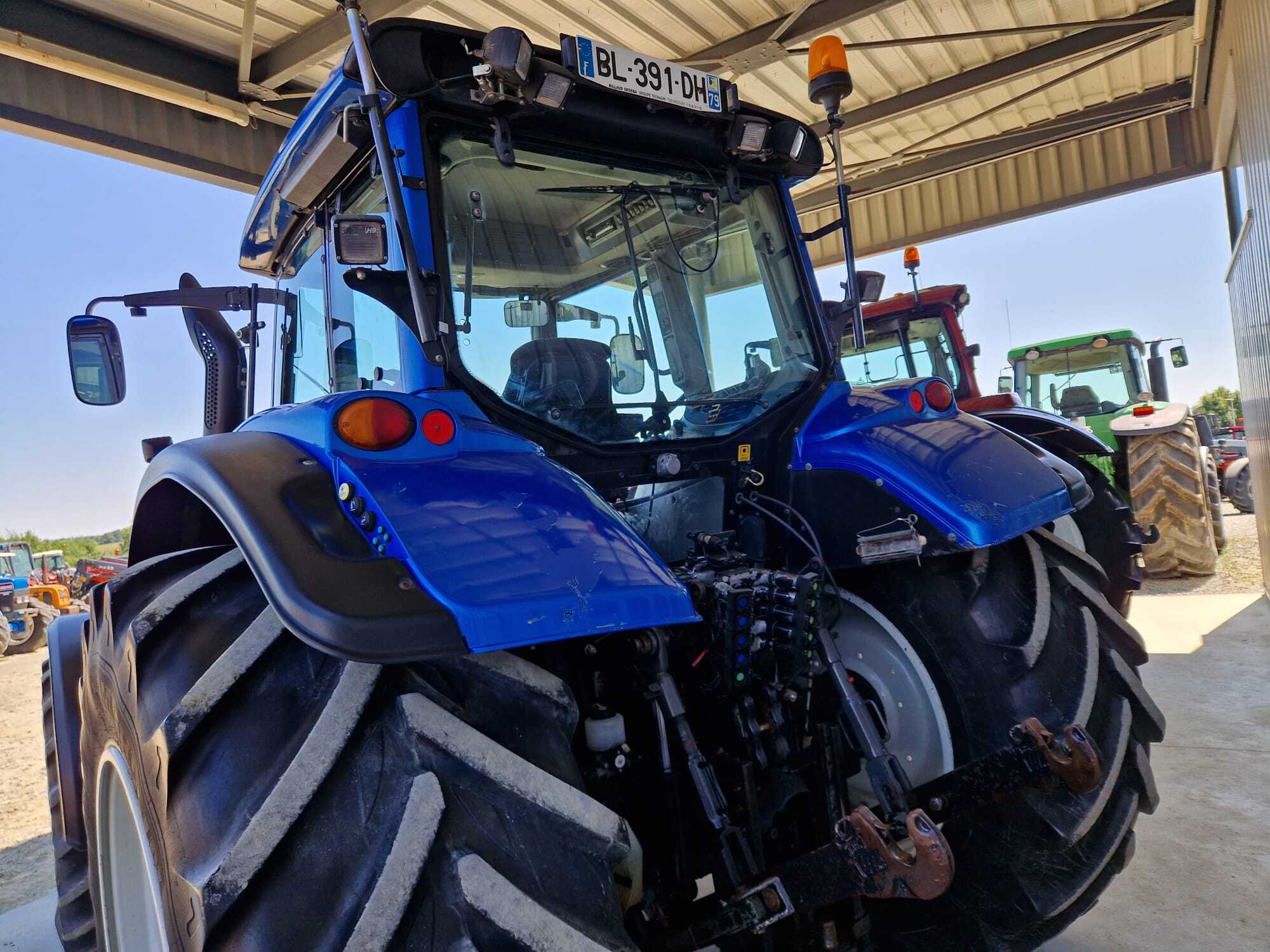 VALTRA T152 VERSU