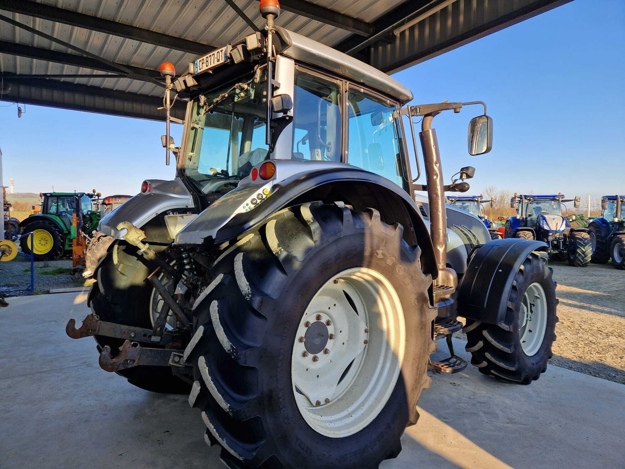 VALTRA T153 VERSU