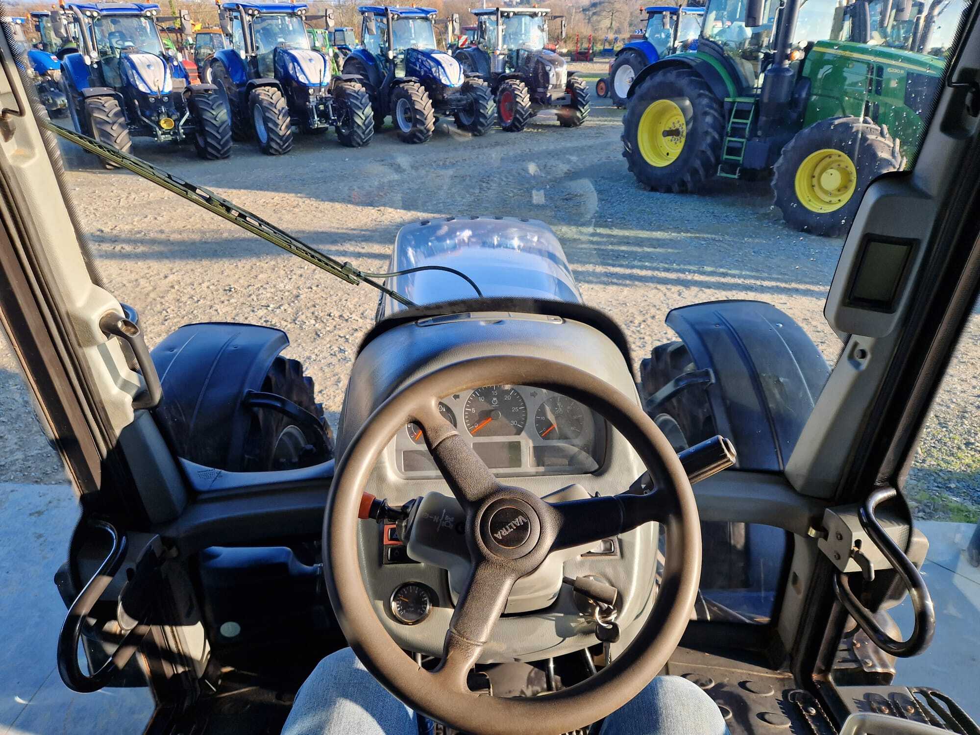 VALTRA T153 VERSU