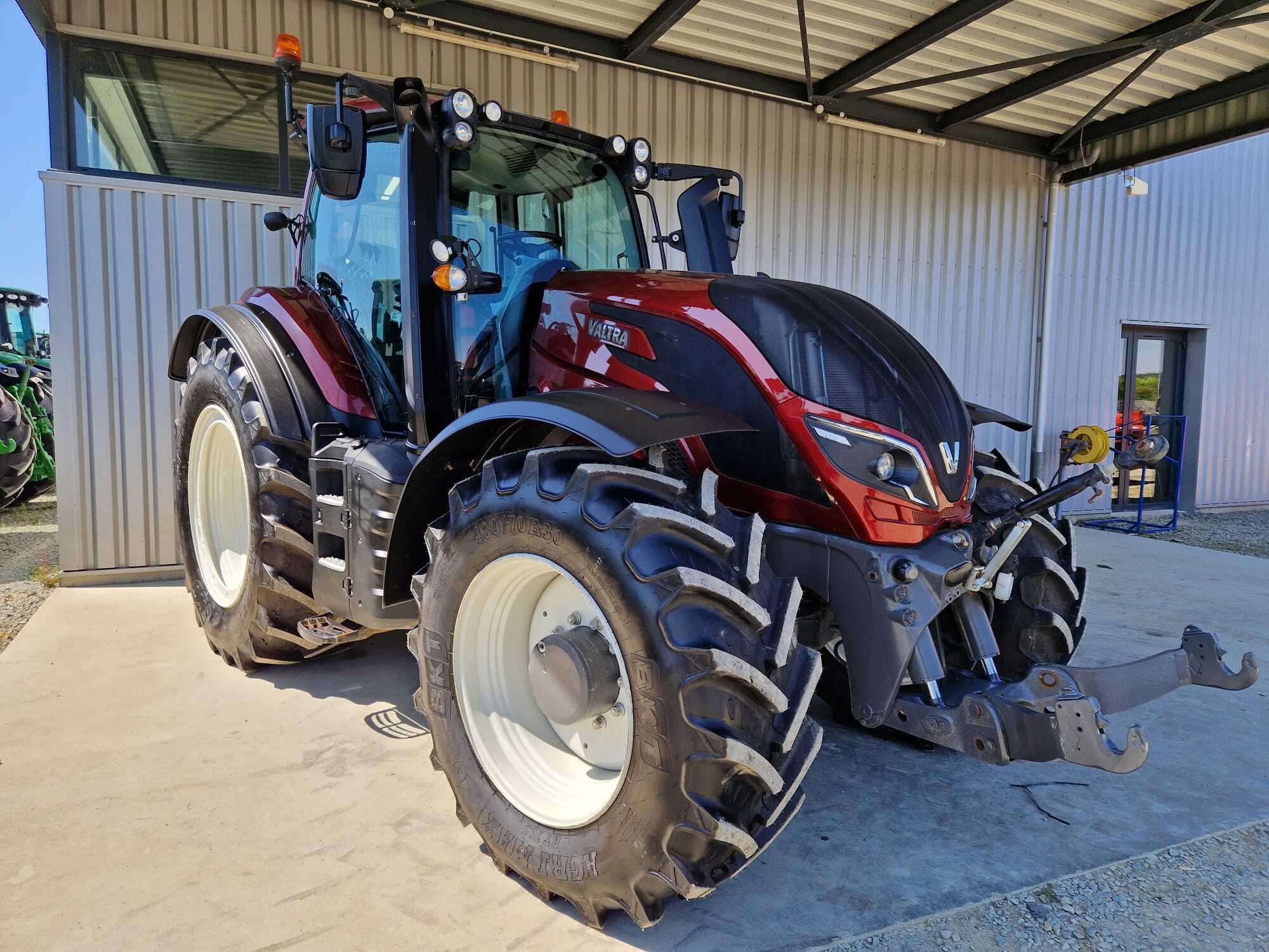 VALTRA T174 ACTIVE