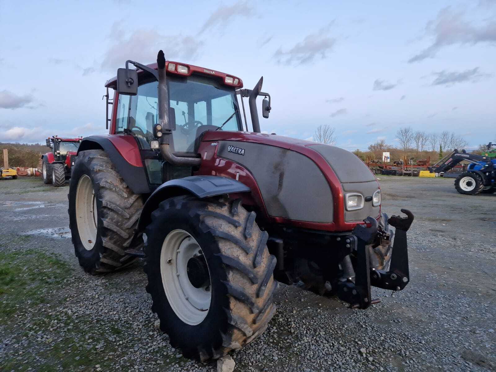 VALTRA T180