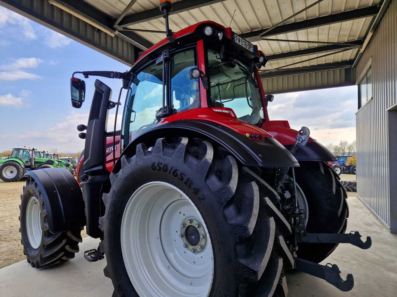 VALTRA T214 ACTIVE